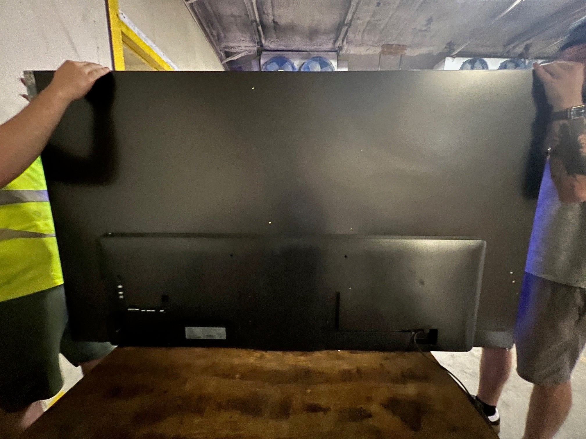 SAMSUNG 77" Class S90C OLED 4K Smart TV 2023